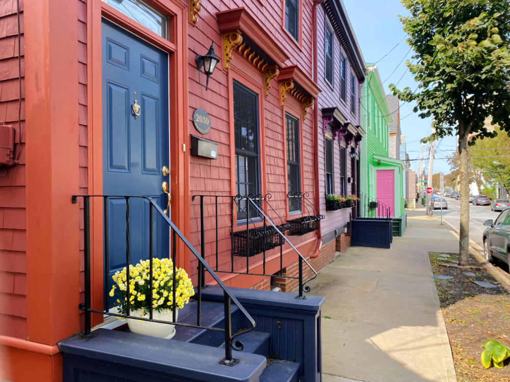 Day 13 - Downtown halifax: Tourism Nova Scotia / Photographer: Jody Robbins